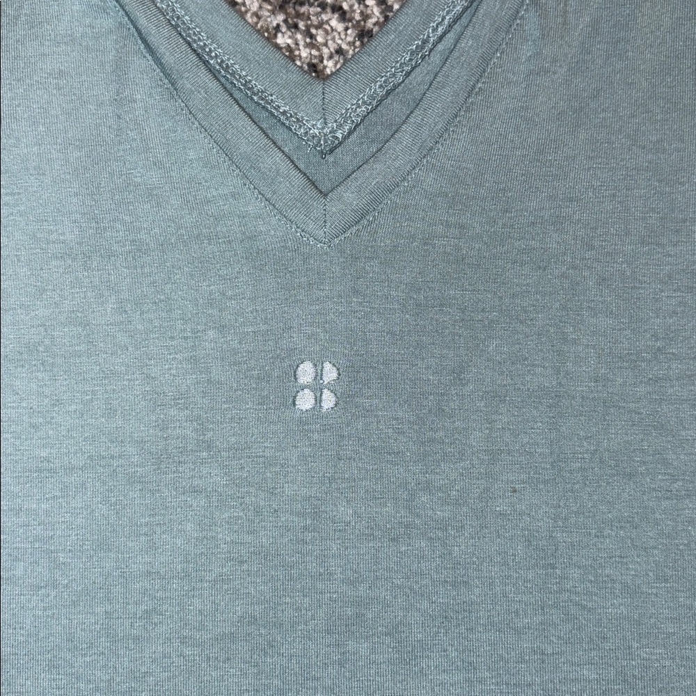 Sweaty Betty Wave Holistic V-Neck Tank Top in Blue - Picture 6 of 6